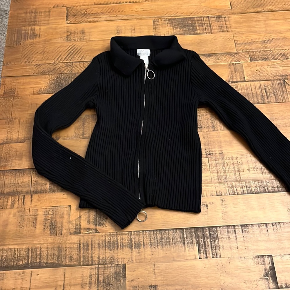 Melrose black zip up shirt